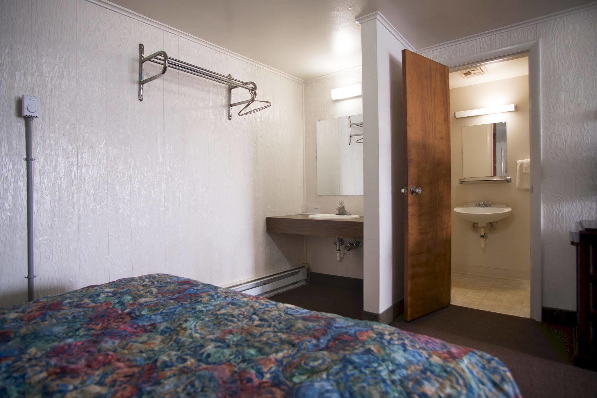 Rosemount Motel Bedford Zewnętrze zdjęcie